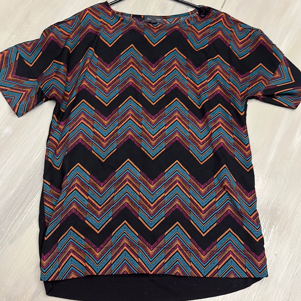The Limited Dressy chevron print  Blouse